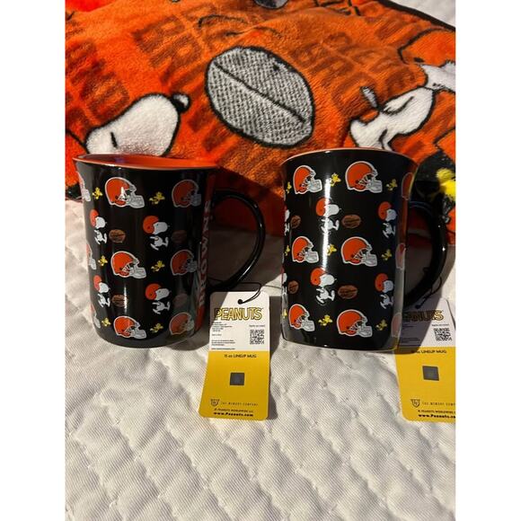 Peanuts Snoopy Browns Cuddle Bundle #2 - Picture 2 of 7